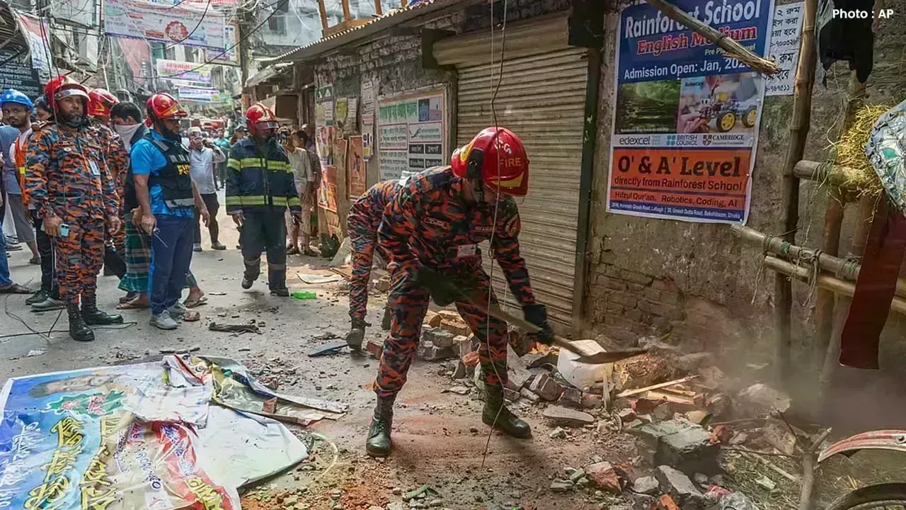 Fatal 5.5 Magnitude Earthquake Strikes Bangladesh, Leaving 9 Dead and Over 300 Injured