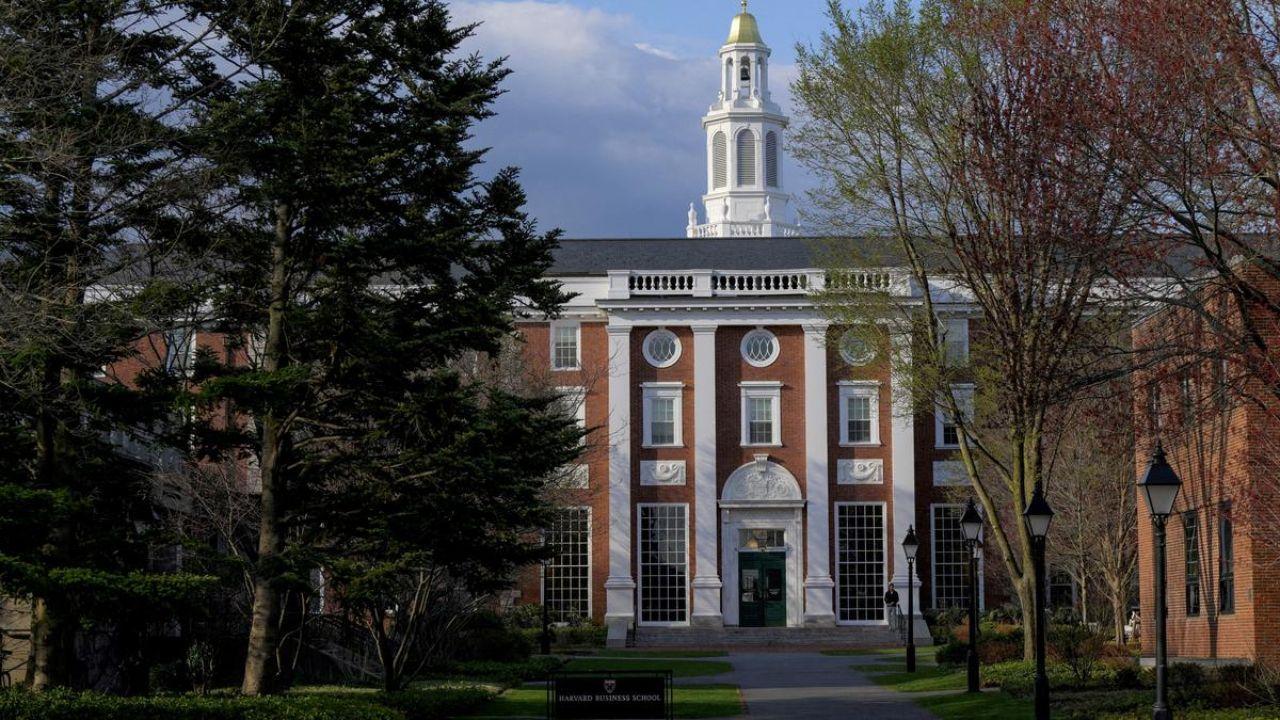 Judge Blocks Trump Ban on Harvard’s International Students