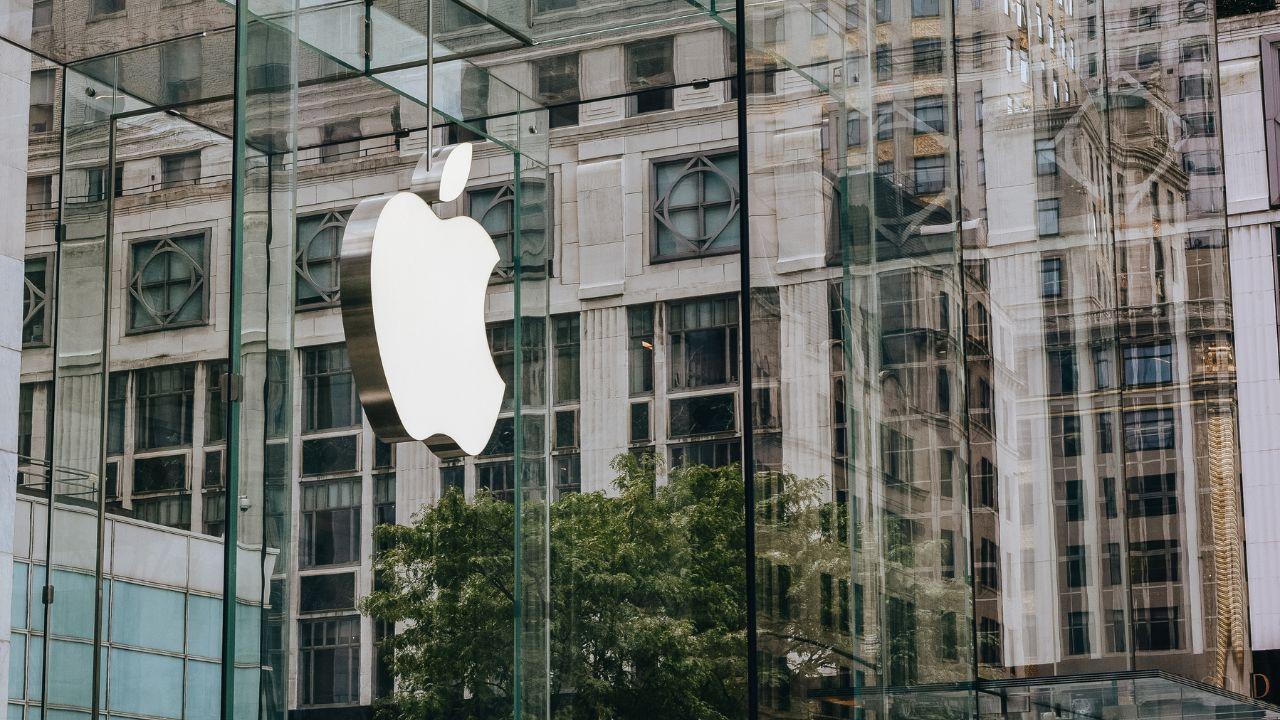 Apple Unveils iOS 26: Major Redesign, AI Features, and More