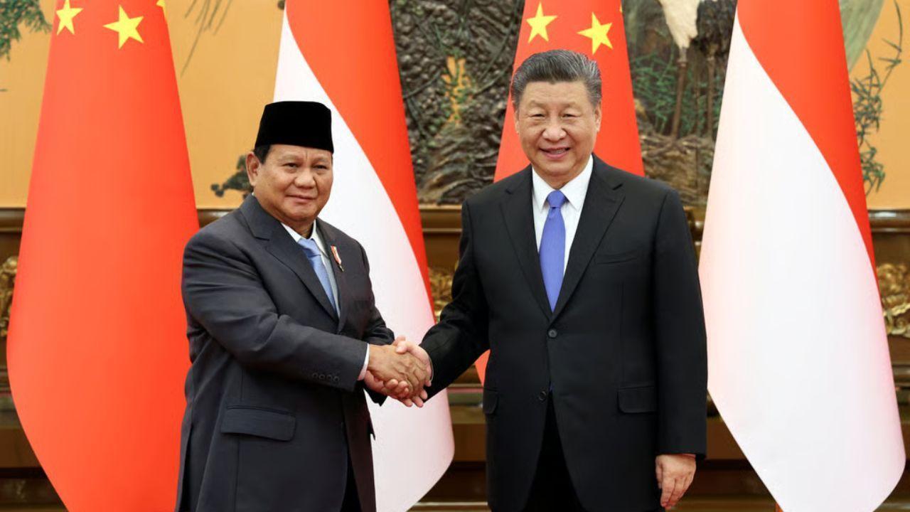Prabowo Meets Putin, Skips G7 Summit for Russia Visit