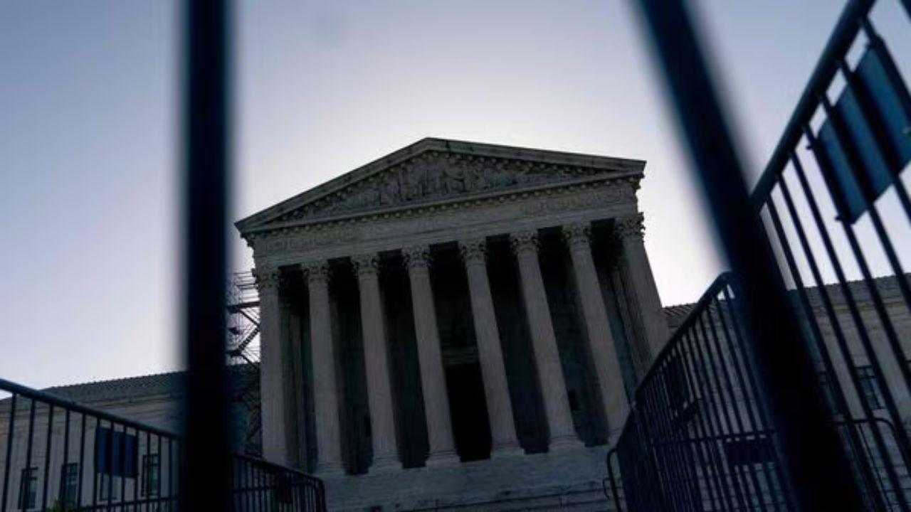 US Court Allows Deportations to Non-Home Countries to Resume