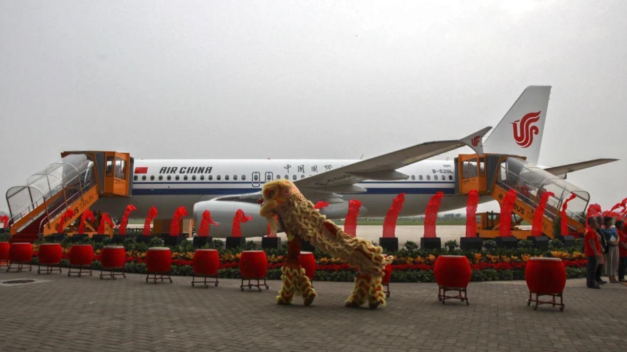 Shandong Airlines Flight Makes Emergency Landing in Nanjing