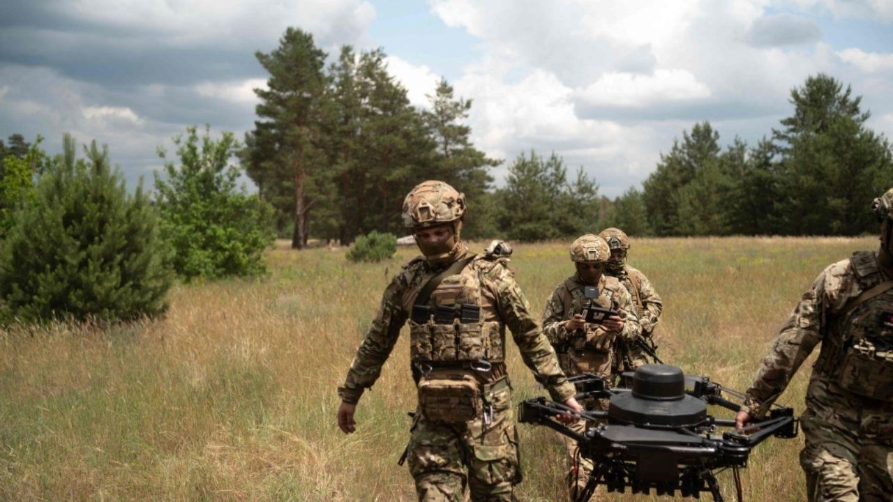 US Stops Key Weapons Shipments to Ukraine Amid War