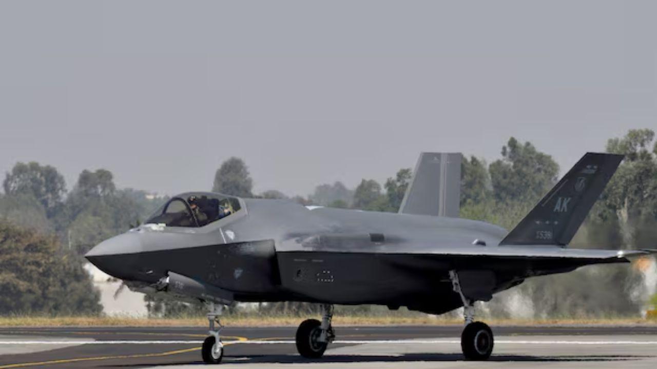 British F-35B Jet Stuck in India for Weeks Sparks Concerns