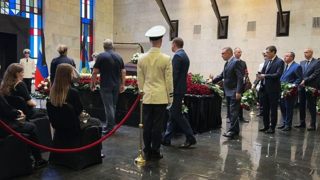 Russia’s Transport Minister Dies After Dismissal Probe Looms