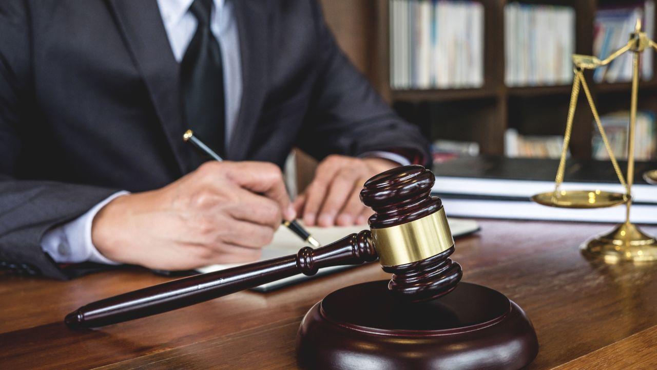 400 Lawyers March to Defend Malaysia’s Judicial Independence