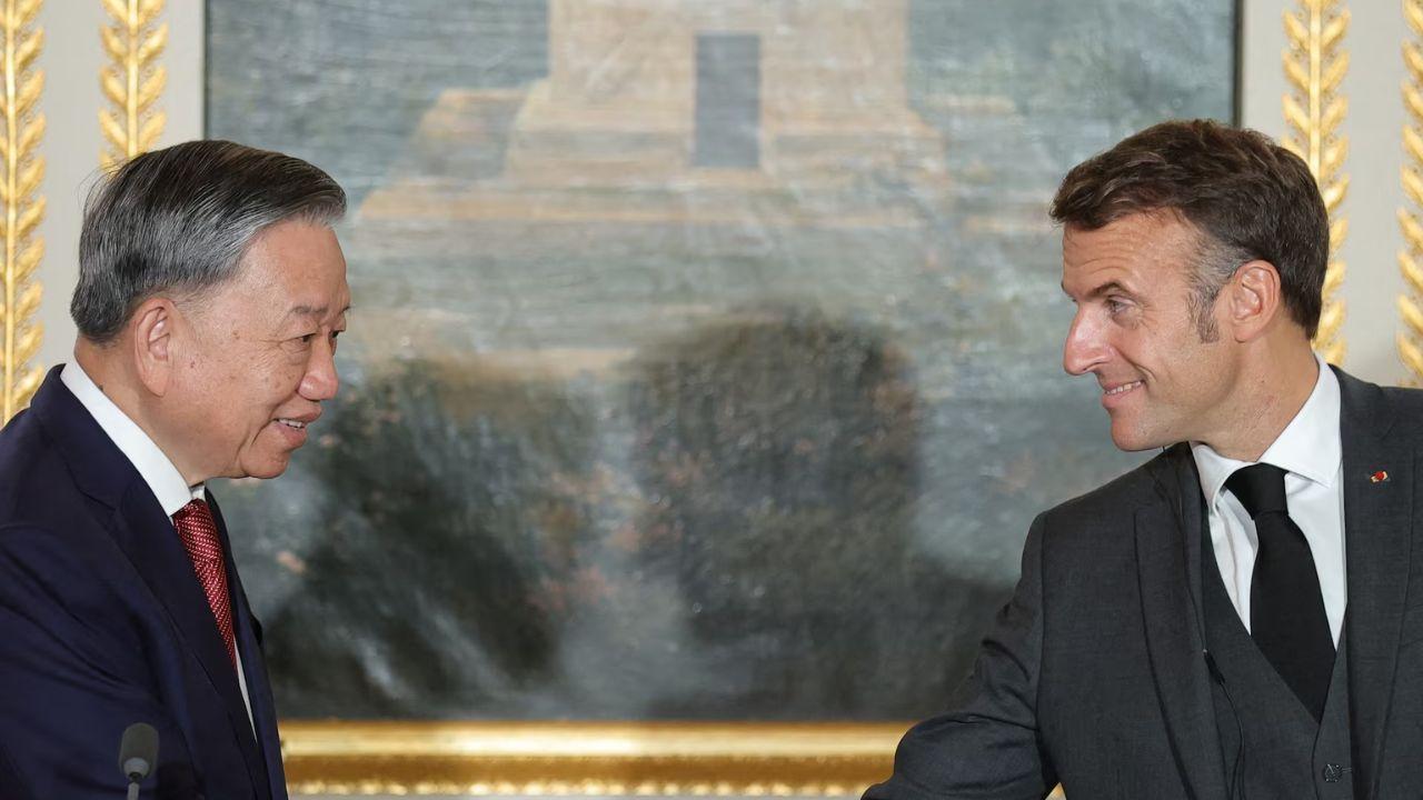 Vietnam Congratulates France on National Day Anniversary