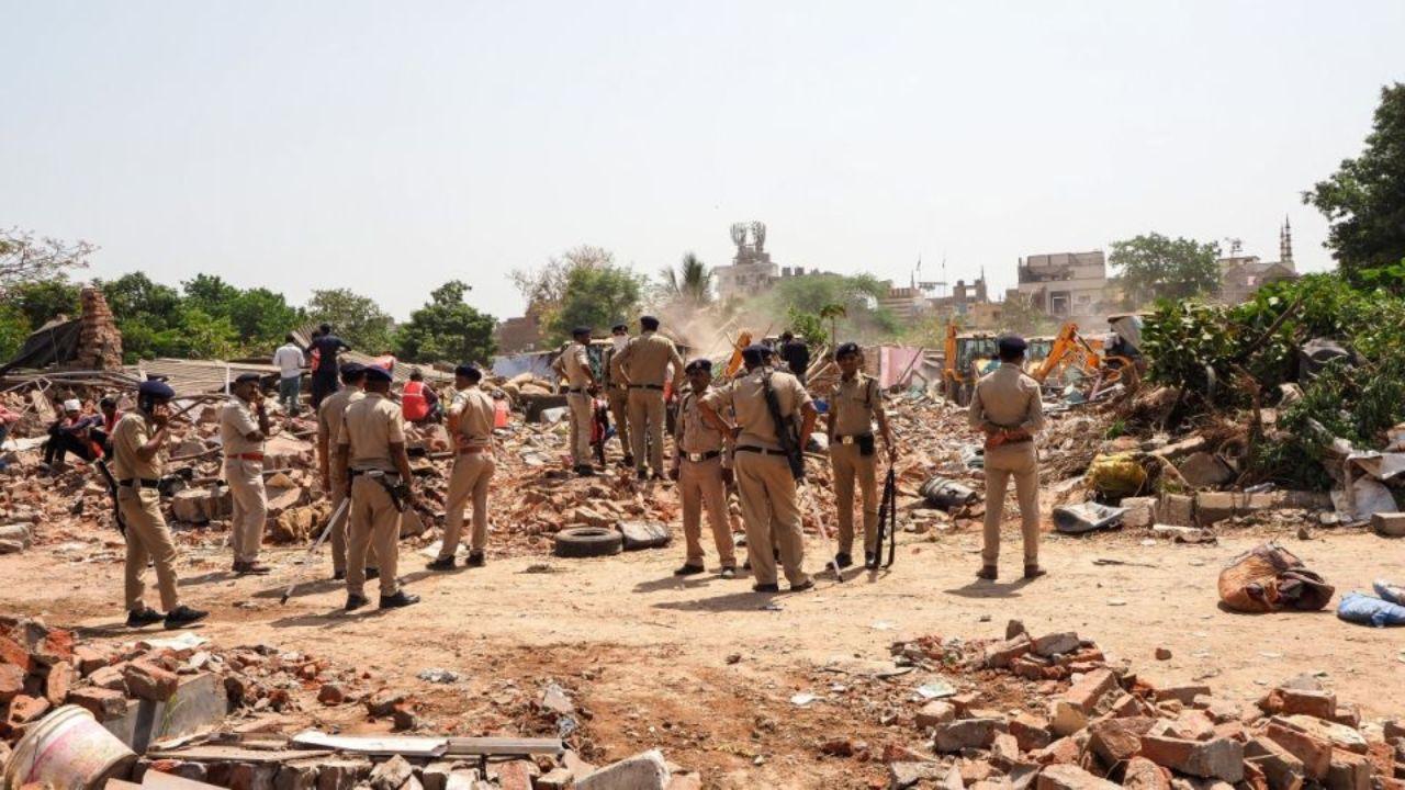 India expels Bangalee Muslims without due process HRW