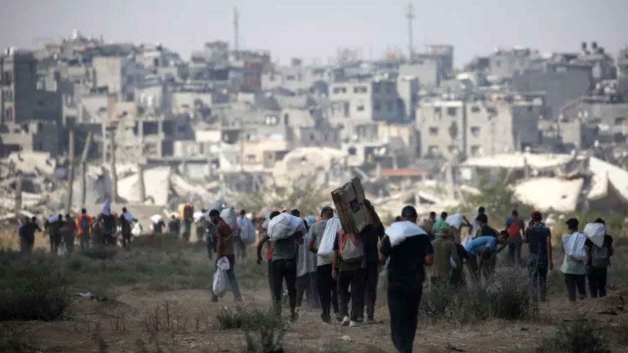 62 Palestinians Killed Near Gaza Aid Sites Amid Ongoing War