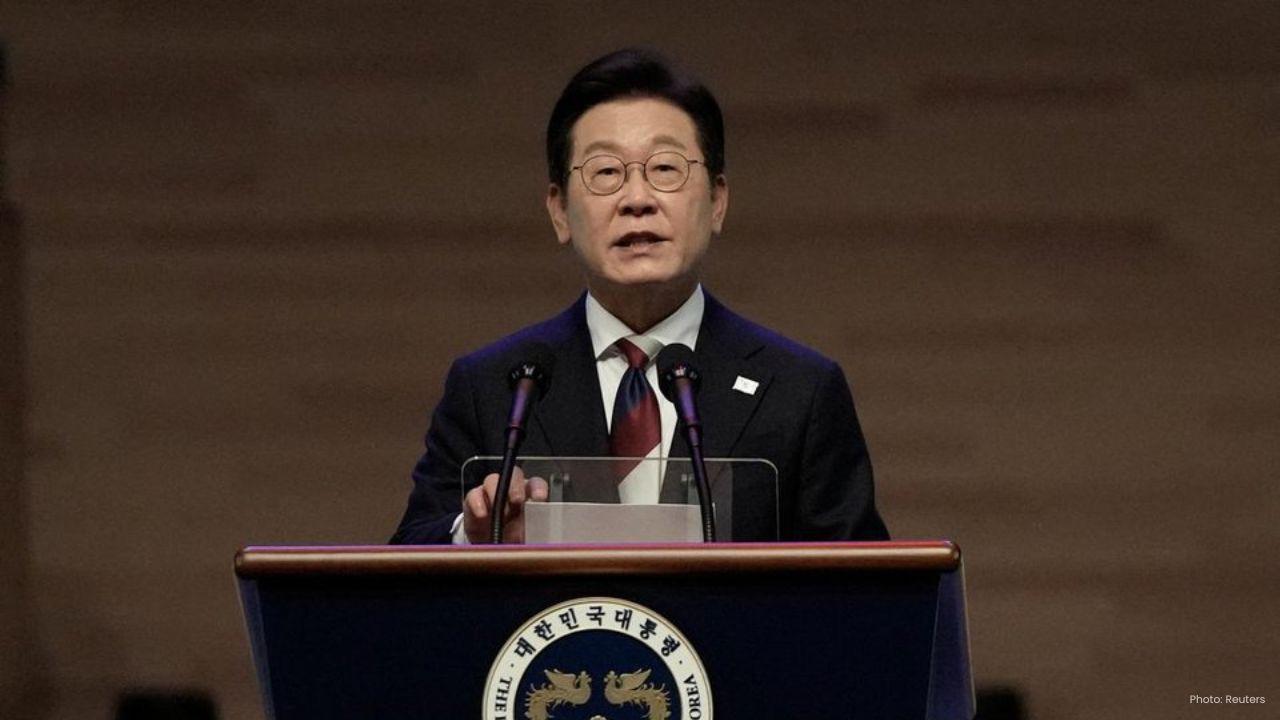 South Korea Plans Step-by-Step Moves to Restore North Ties