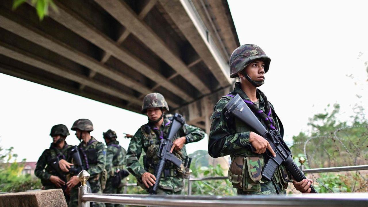 Myanmar-Thailand Border Closed Amid Military Crackdown on Rebel Trade