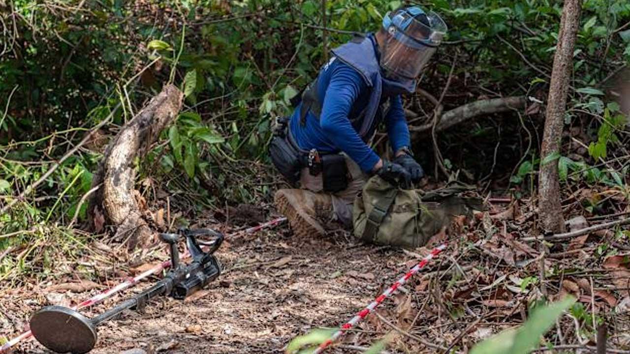 Thailand vs Cambodia Border Clash: History Politics & Media Battle Thailand vs Cambodia Border Clash: History Politics & Media Battle