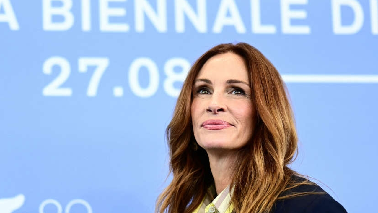 Julia Roberts Shines in Campus Drama “After the Hunt” at Venice