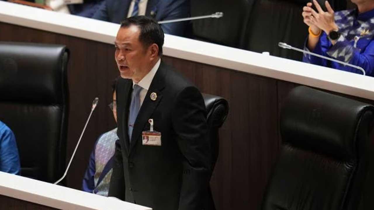 Thailand Appoints Anutin Charnvirakul as PM Amid Shinawatra Family Setback