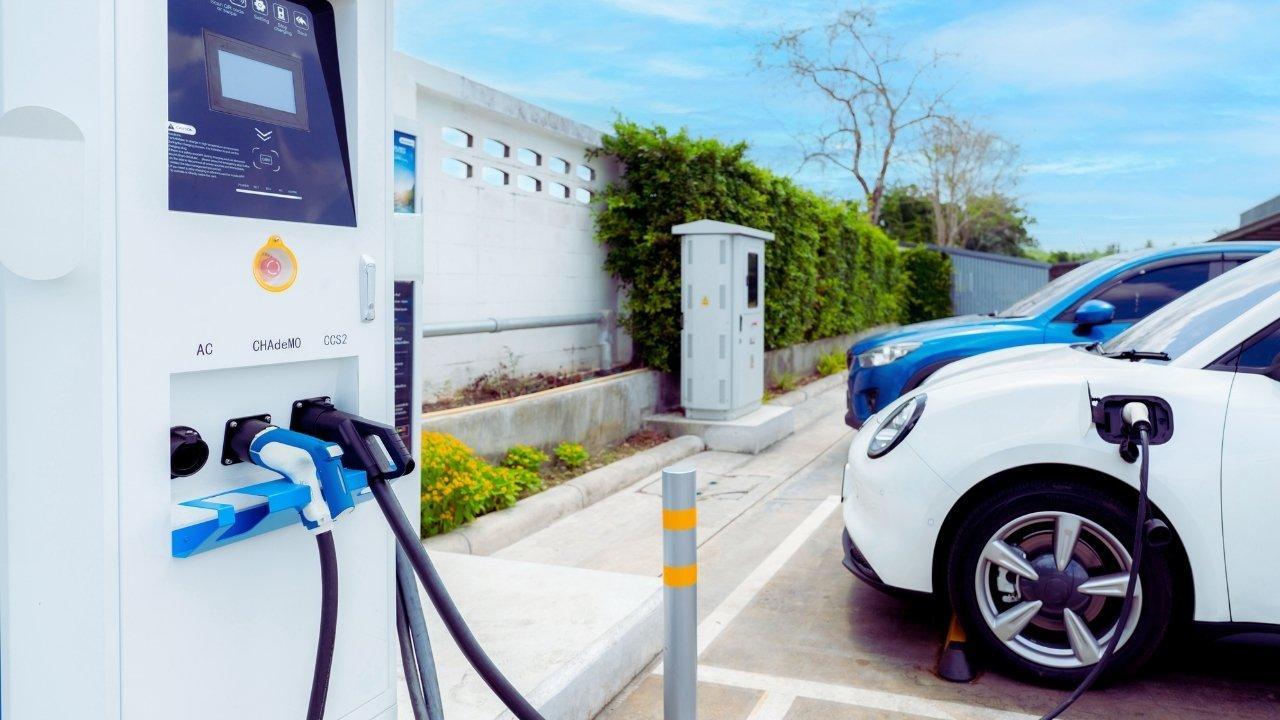 EV Charging Stations in India: Bridging the Gap on the Road to Green Mobility