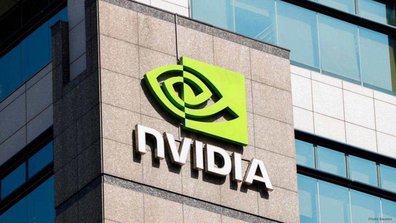 Nvidia & OpenAI Invest Billions to Build Huge UK AI Data Centers