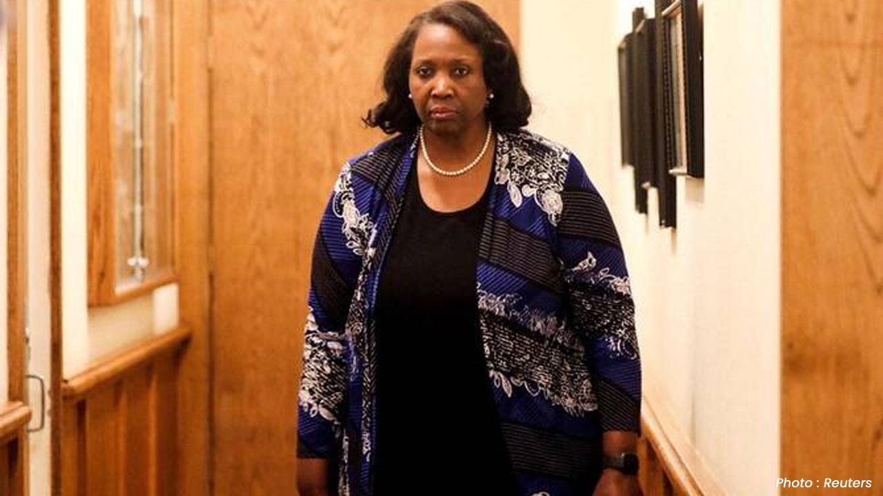 Lisa Cook Fed Controversy Mortgage Claims Spark Legal & Political Battle