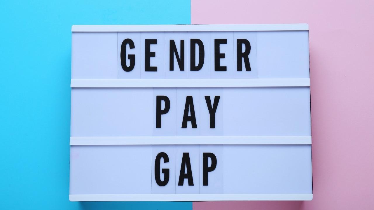 Gender Pay Gap in Entertainment: Spotlight on Asian Film Industries Gender Pay Gap in Entertainment: Spotlight on Asian Film Industries