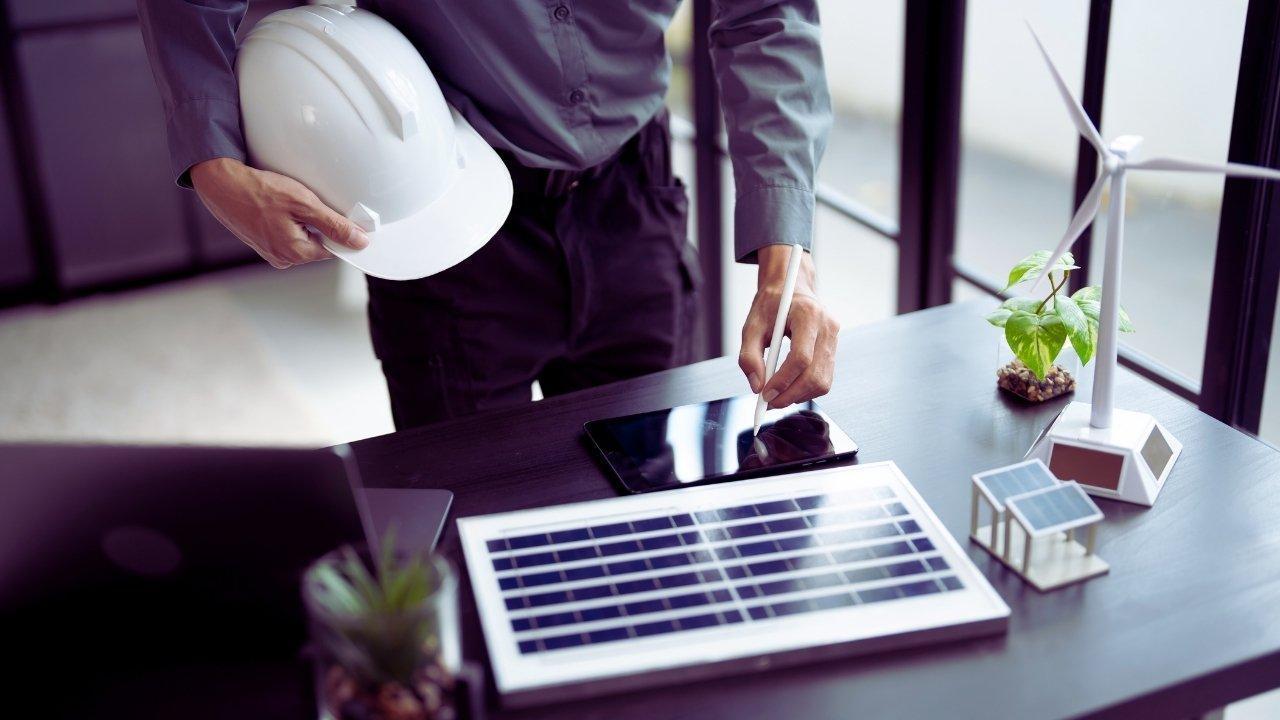 Malaysia’s Renewable Energy Push: Can Solar and Hydro Replace Coal?