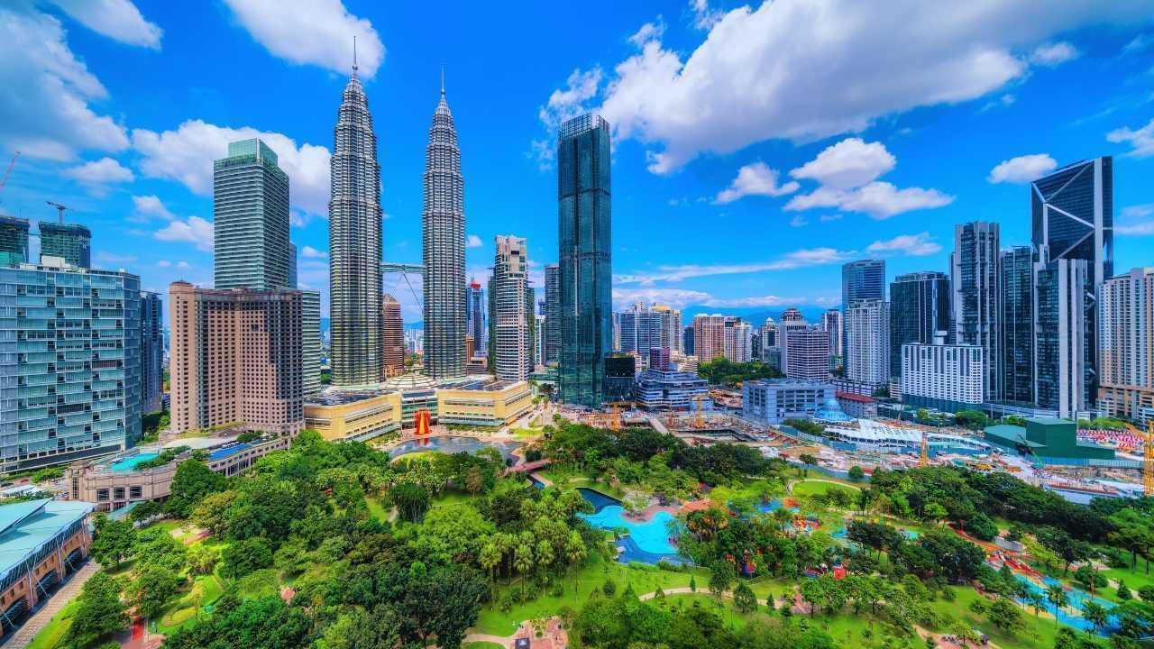 Digital Nomad’s Guide to Malaysia: Cost, Visas, and Best Cities