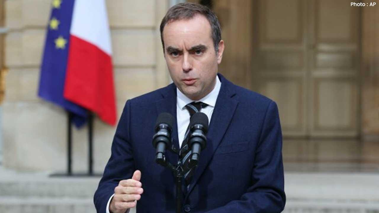 France PM Sebastien Lecornu Faces Crisis Amid No-Confidence