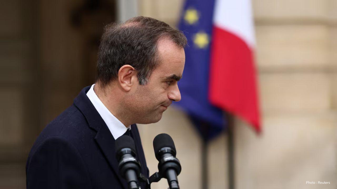 Outgoing French PM Lecornu Starts Urgent Talks Amid Political Crisis