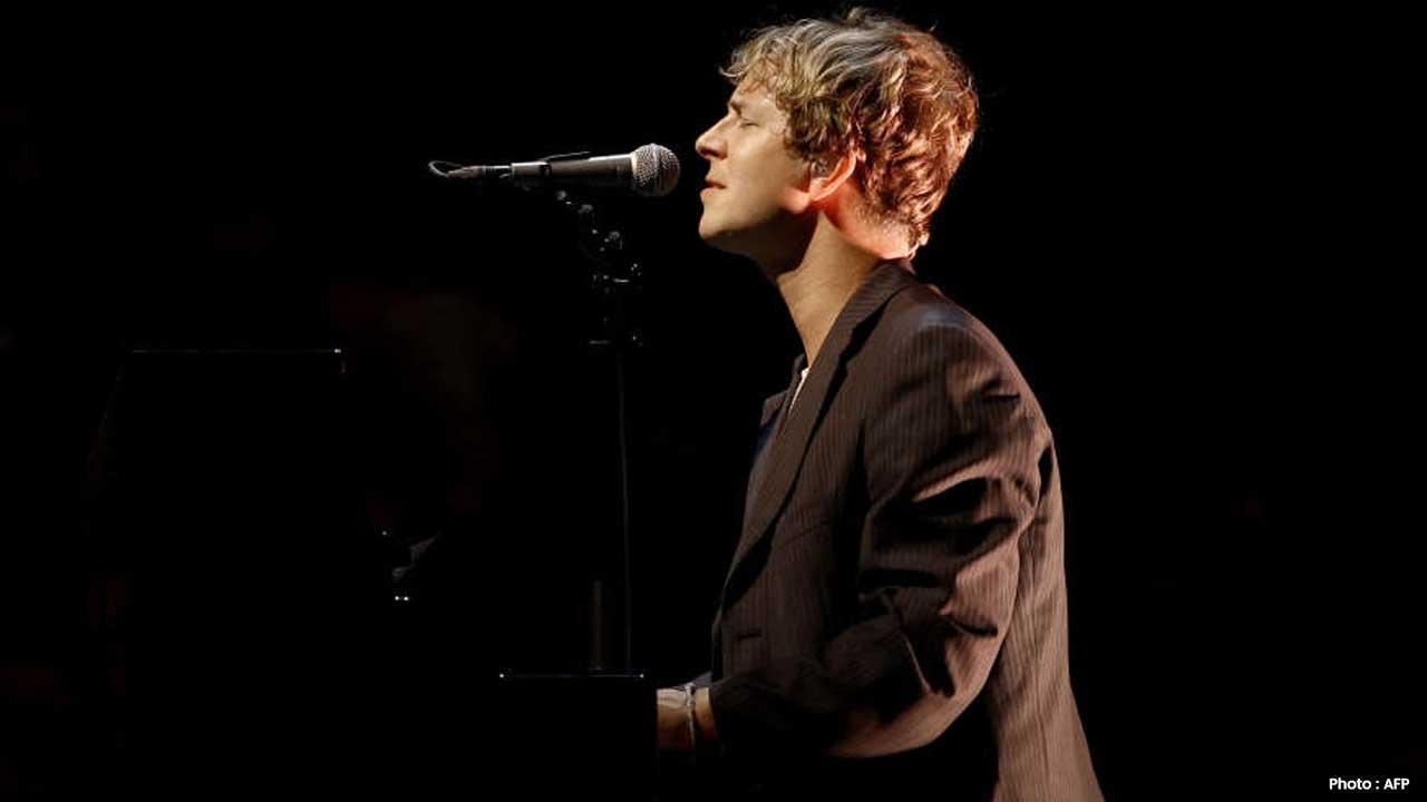 Tom Odell Live in Dubai Soulful Hits at Coca-Cola Arena