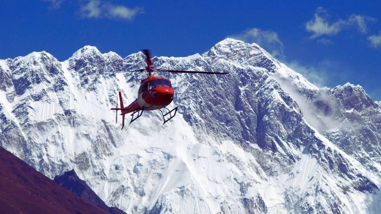 Rescue Missions on Everest: How Bad Weather is Changing High-Altitude Tourism