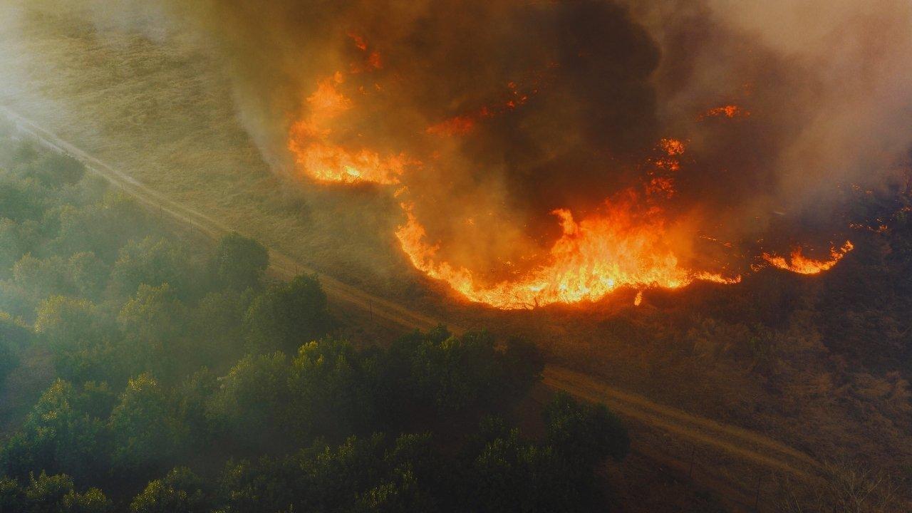 California Wildfires 2025: Thousands Evacuated as Blazes Intensify California Wildfires 2025: Thousands Evacuated as Blazes Intensify