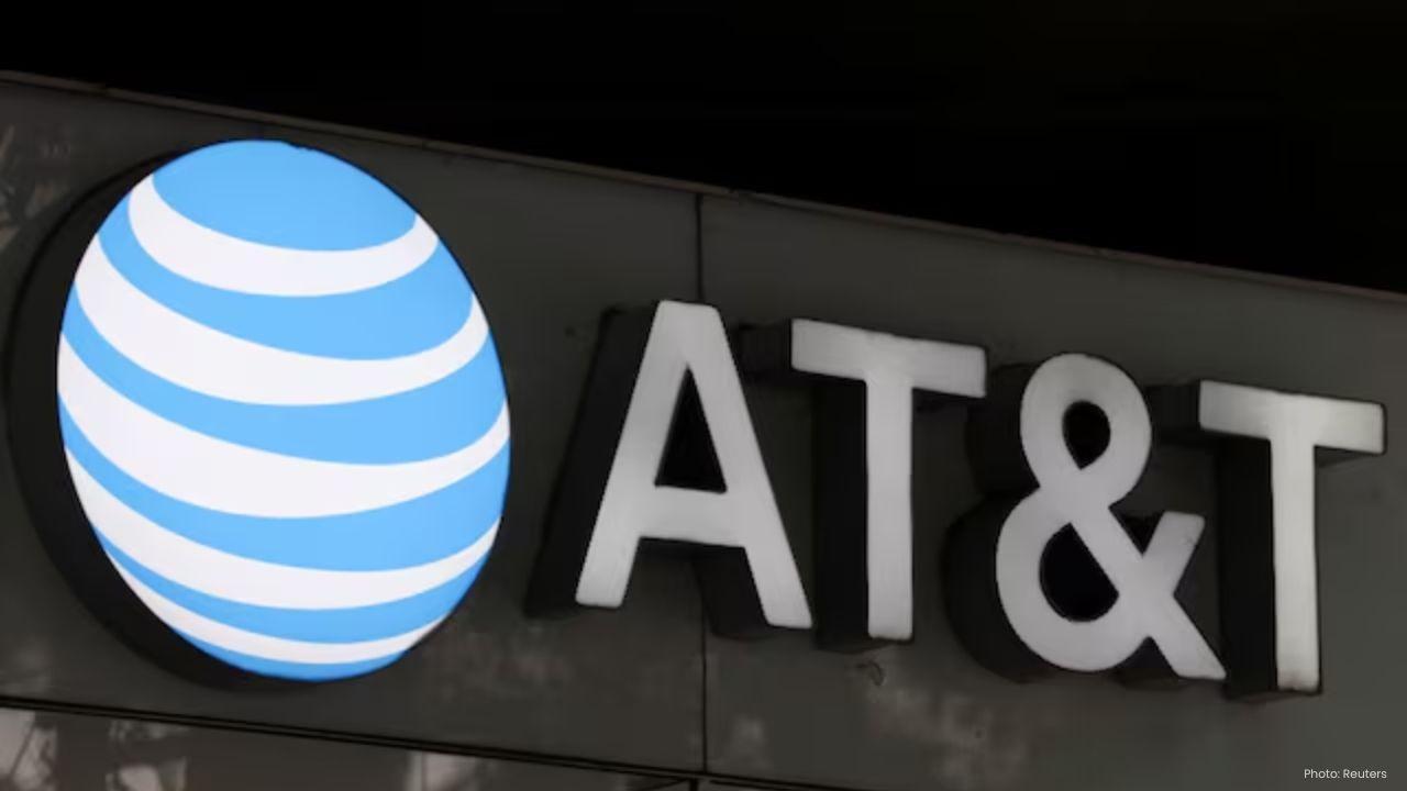 AT&T Exceeds Subscriber Expectations with iPhone 17 Launch