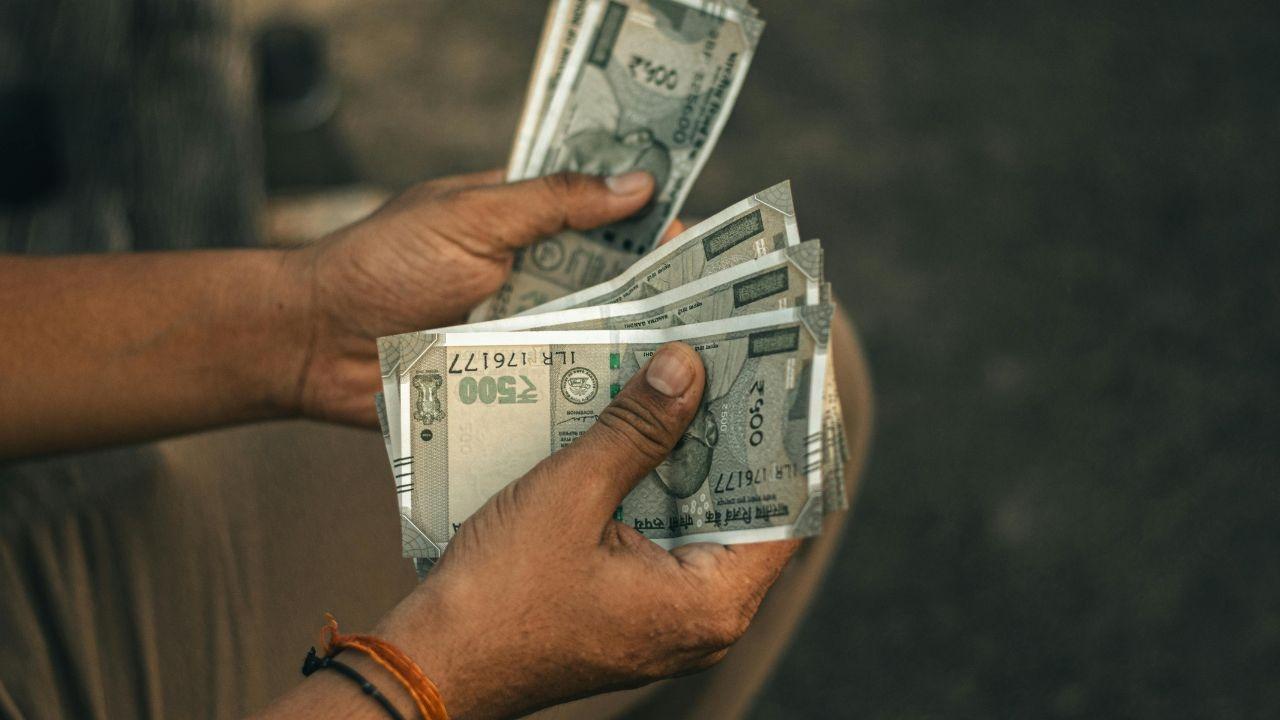 Rupee Gains on US-India Trade Optimism, Hits 87.80/USD