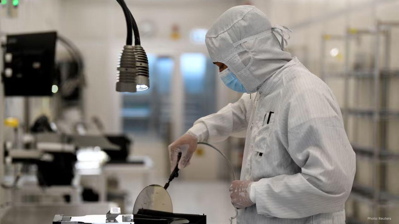 Nexperia's China Unit Resumes Chip Sales Exclusively in Yuan Following Export Restrictions