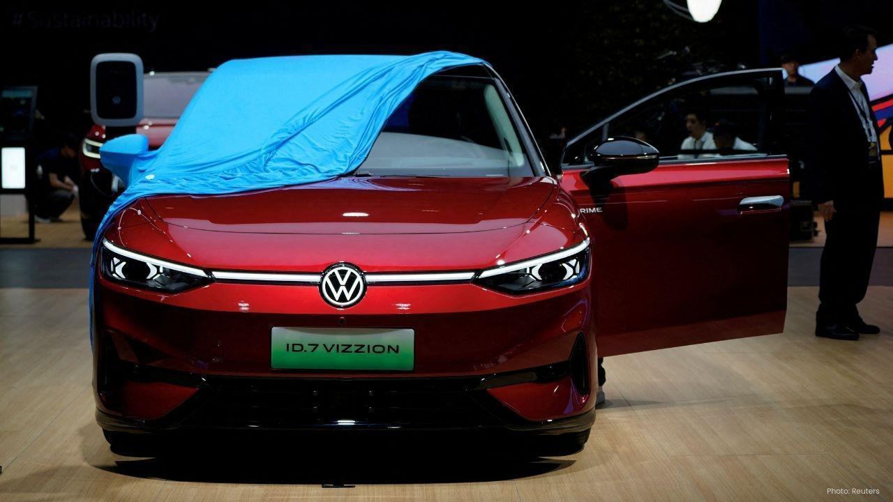 VW Faces Production Risk Due to China-Nexperia Dispute