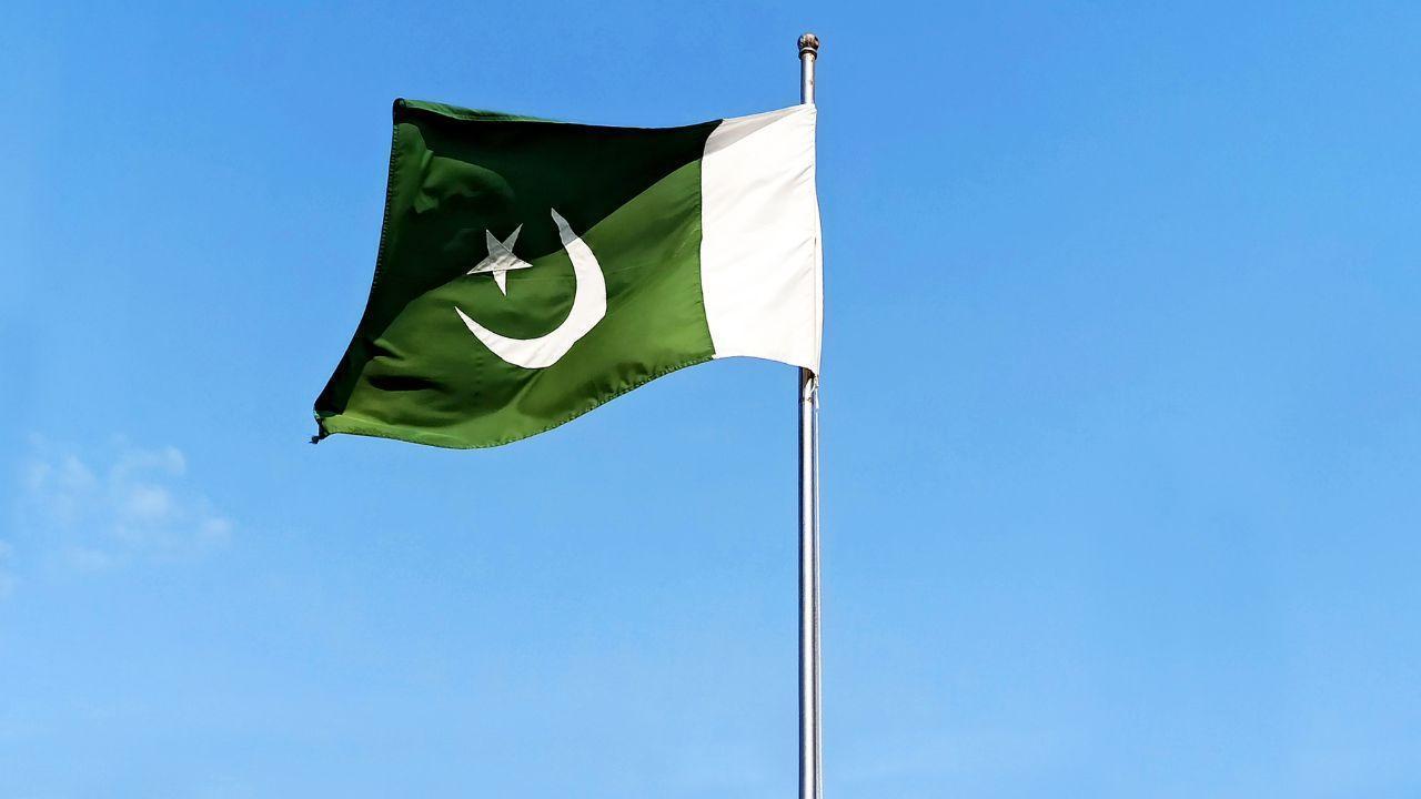 Tomato Prices Soar 400% In Pakistan Amid Afghanistan Border Shutdown