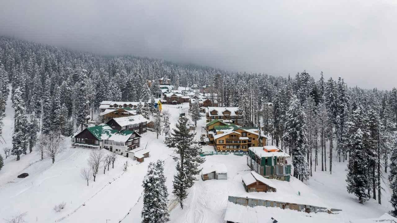 Kashmir: Explore the Enchanting Paradise You Must Experience