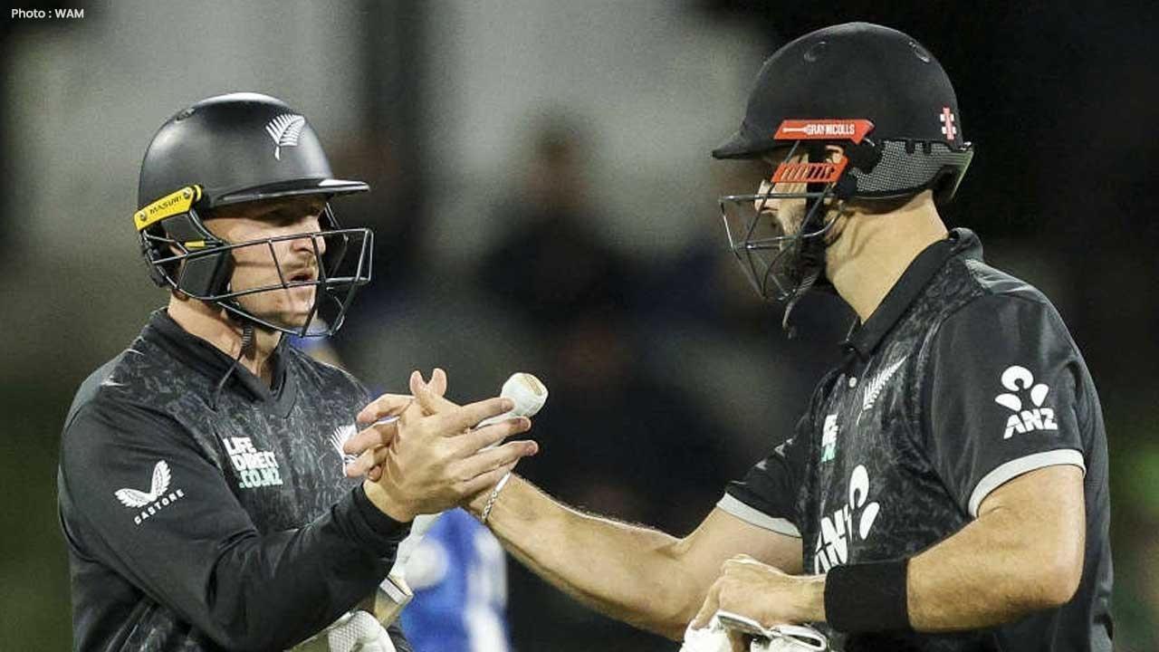 Kiwis Overcome England by 4 Wickets in First ODI Clash Kiwis Overcome England by 4 Wickets in First ODI Clash