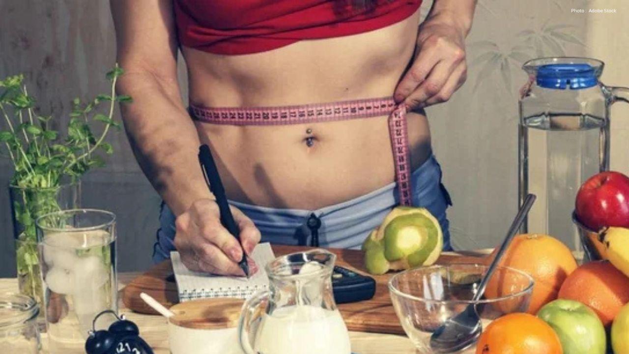 Fitness Expert Shares 4 Easy Tips to Manage Carbs for Weight Loss Fitness Expert Shares 4 Easy Tips to Manage Carbs for Weight Loss