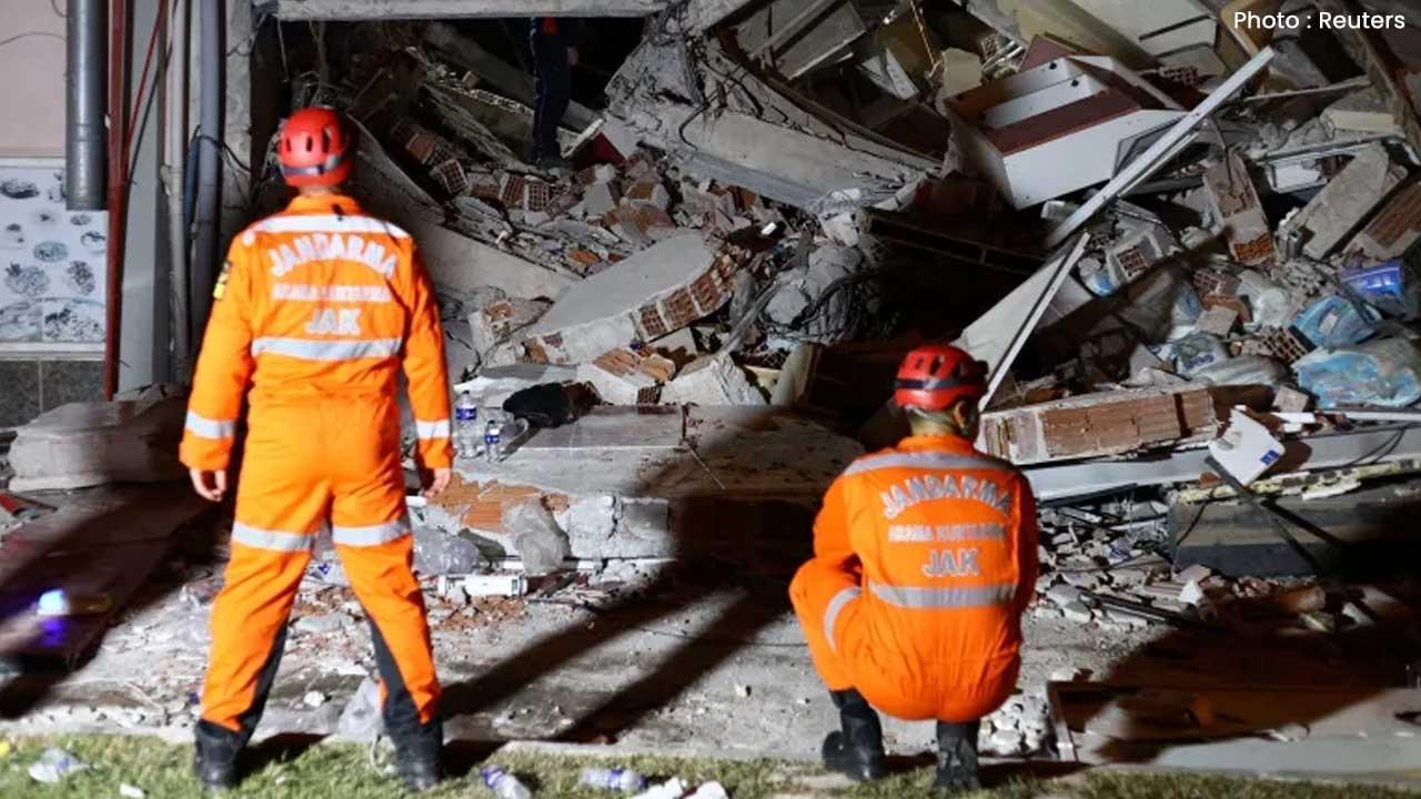 6.1-Magnitude Quake Rattles Sindirgi, Felt Across Western Turkiye