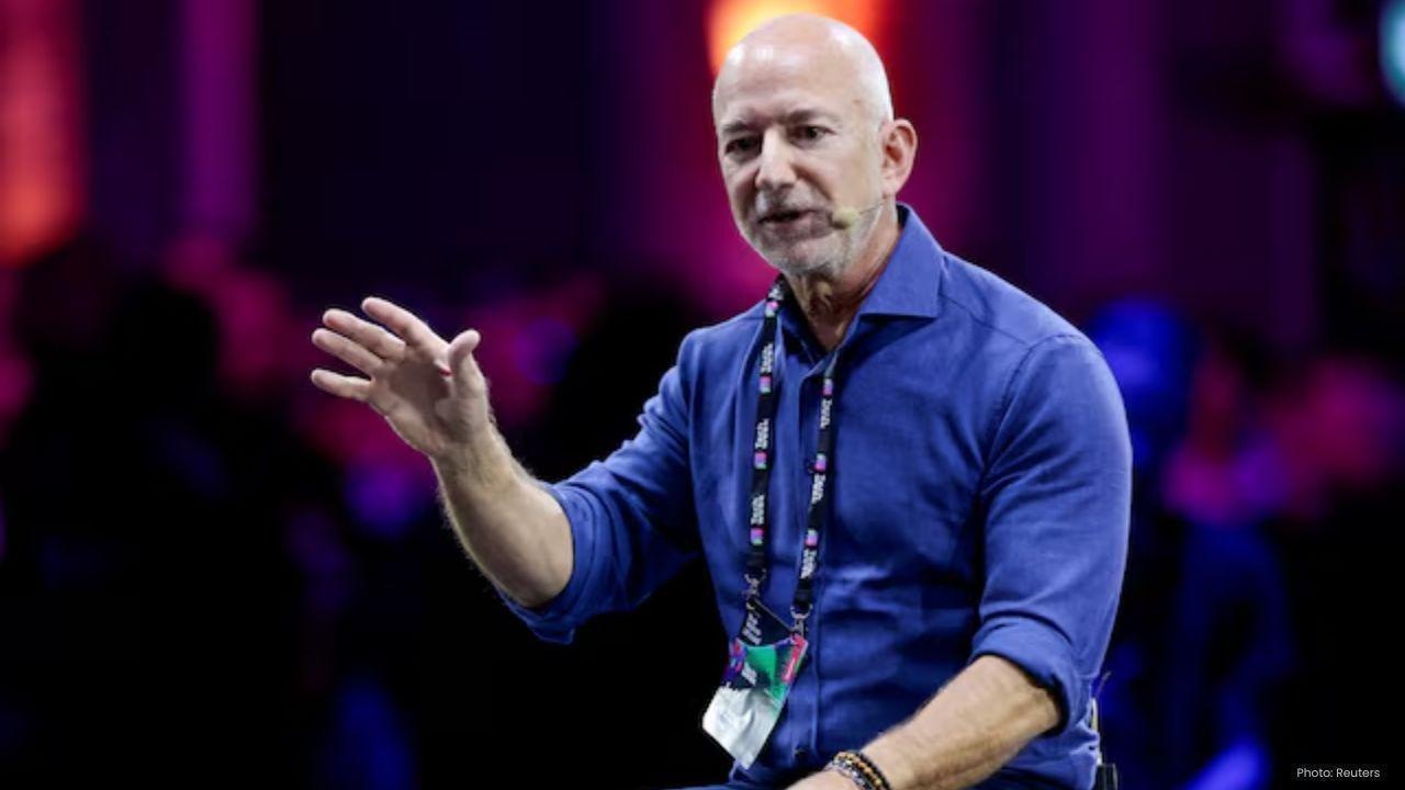 Bernie Sanders Slams Jeff Bezos Over Job Loss Fears Bernie Sanders Slams Jeff Bezos Over Job Loss Fears