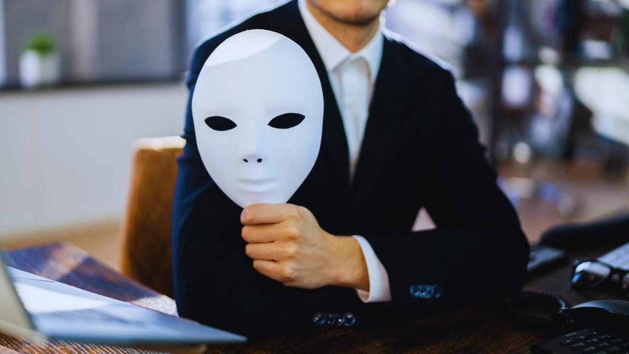 Deepfakes & Truth: When Seeing Isn’t Believing Online