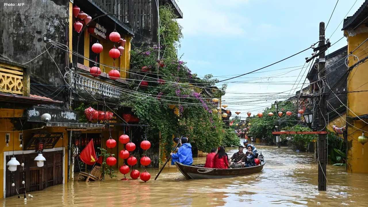 Devastating Vietnam Floods Kill 10, Hoi An Hits 60-Year High
