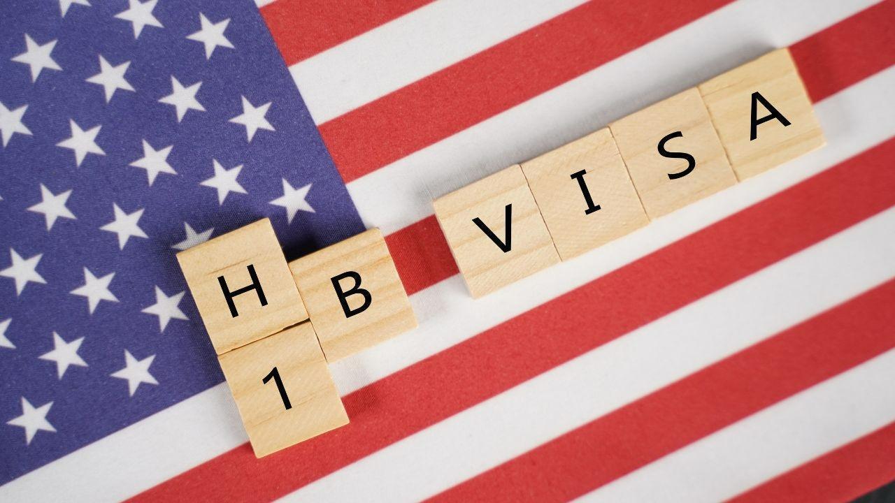 Florida Bans H-1B Visa Hiring Prioritizes American Graduates
