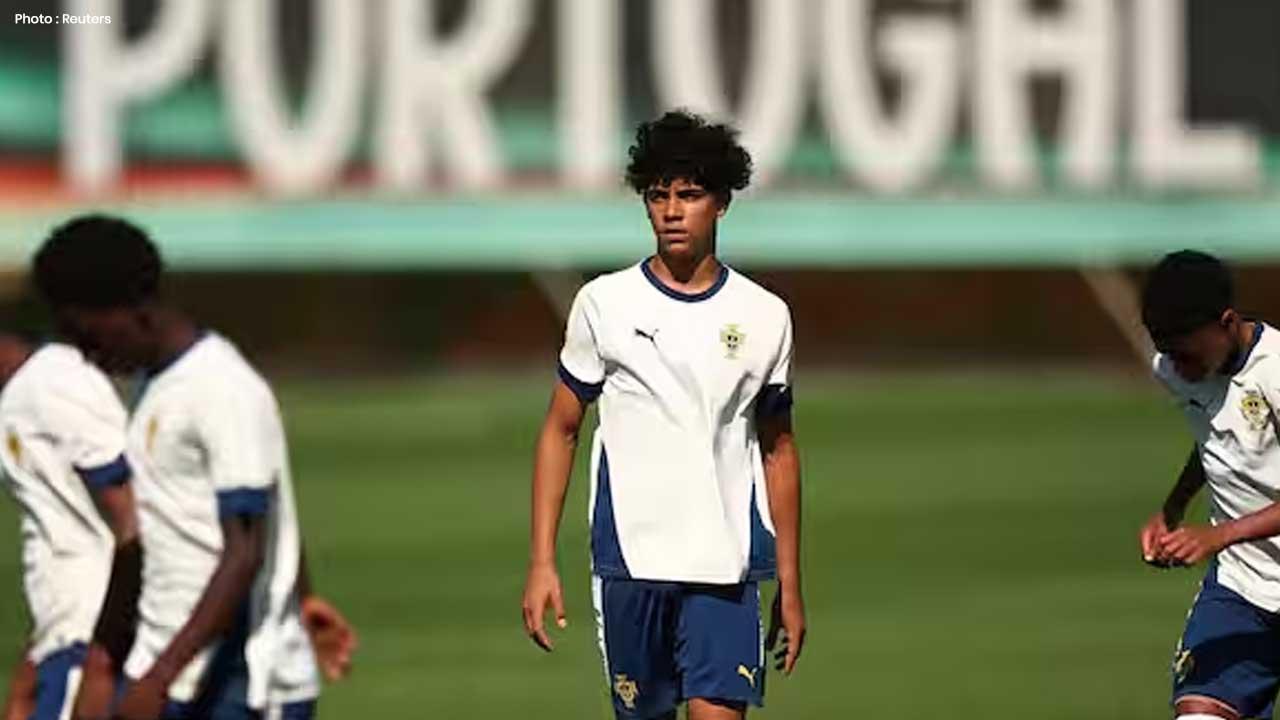Cristiano Ronaldo Jr. Debuts for Portugal U16, Steps Into Spotlight Cristiano Ronaldo Jr. Debuts for Portugal U16, Steps Into Spotlight