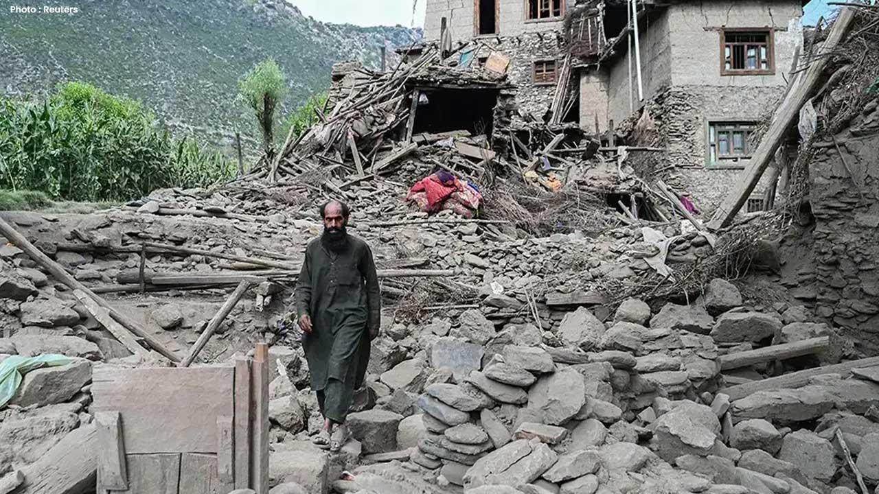 6.3-Magnitude Earthquake Strikes Afghanistan, Killing 10 and Injuring Hundreds