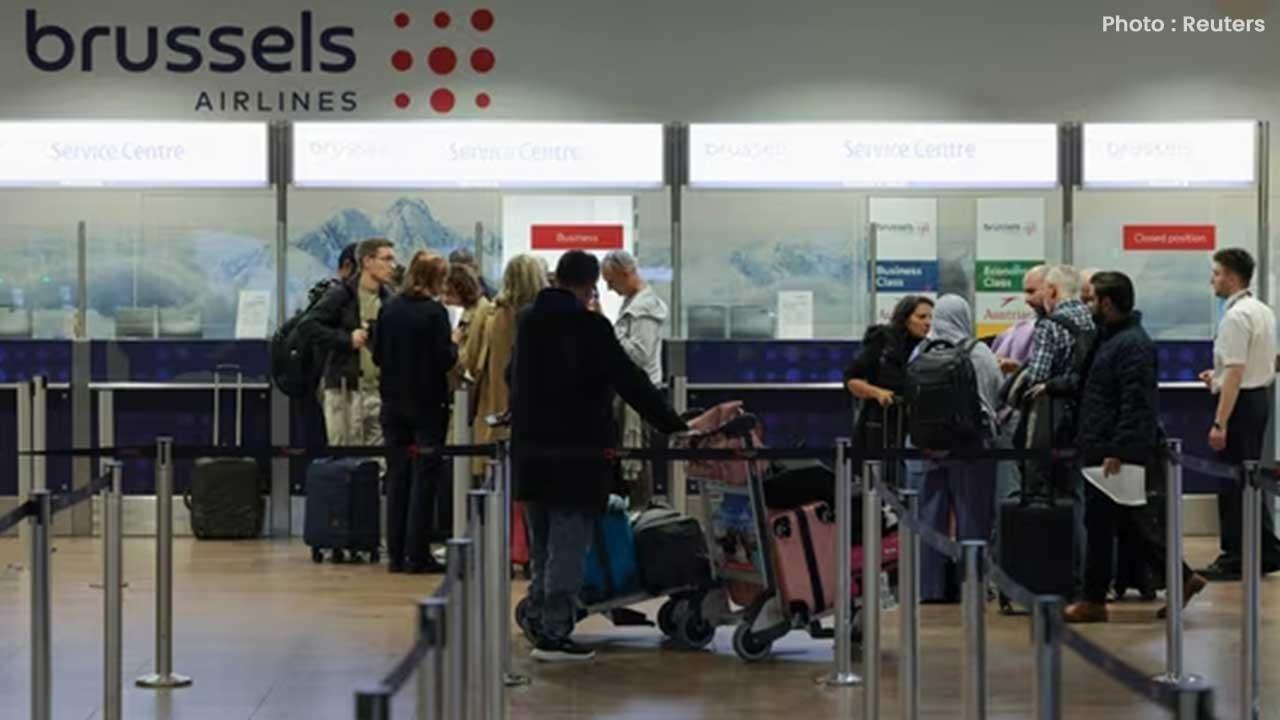 Brussels and Charleroi Airports Suspend Operations After Suspected Drone Sightings