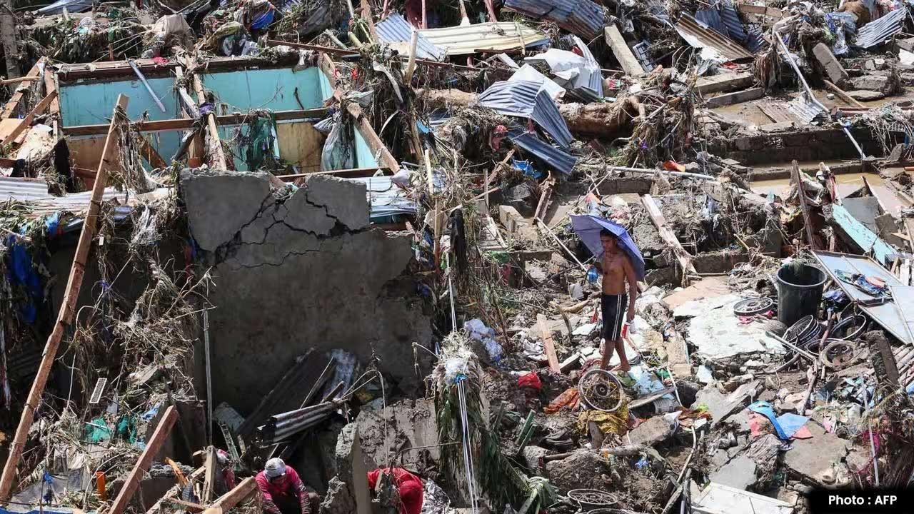 Philippines Declares State of Emergency After Typhoon Kalmaegi, 241 Dead