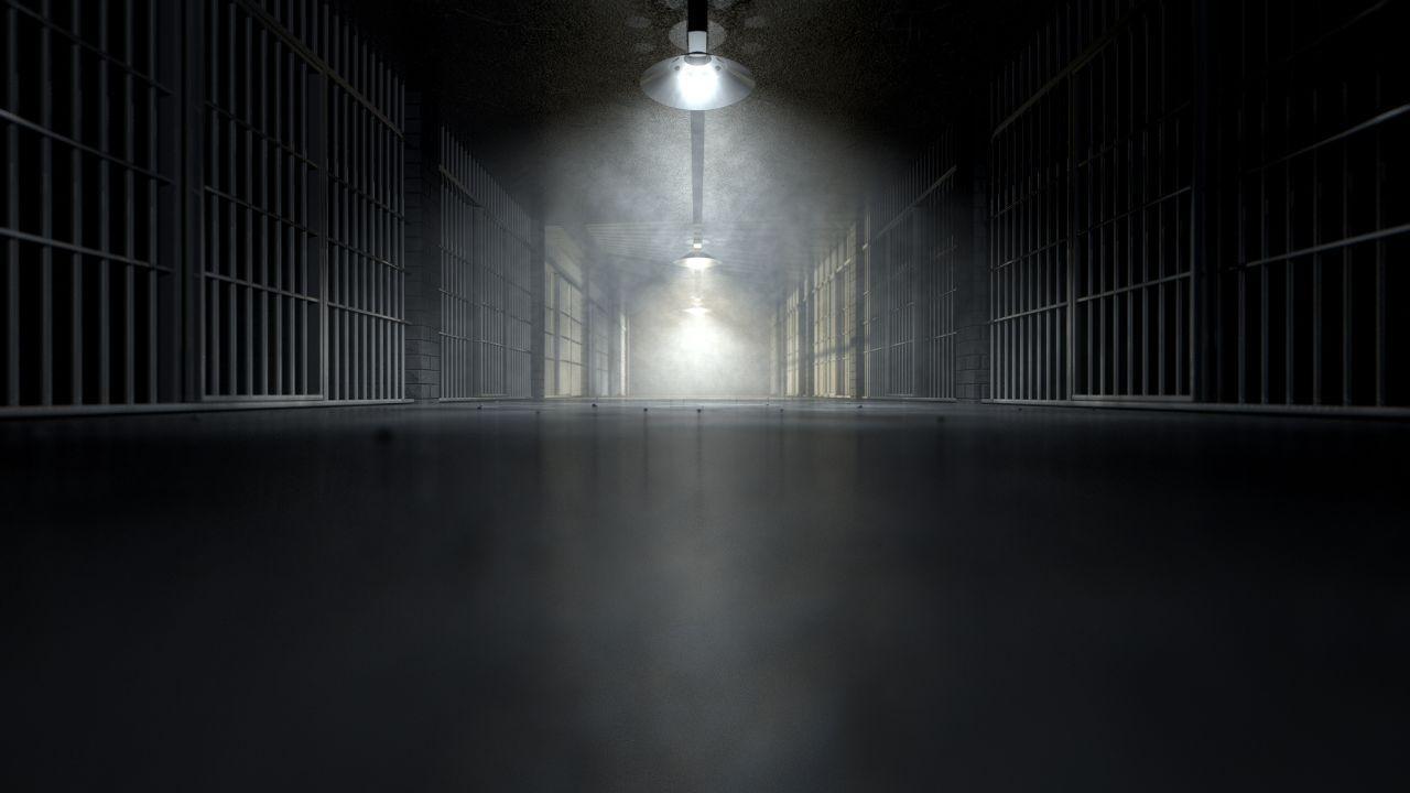 Two Inmates, One a Convicted Sex Offender, Wrongly Released from HMP Wandsworth — Police Launch Manhunt