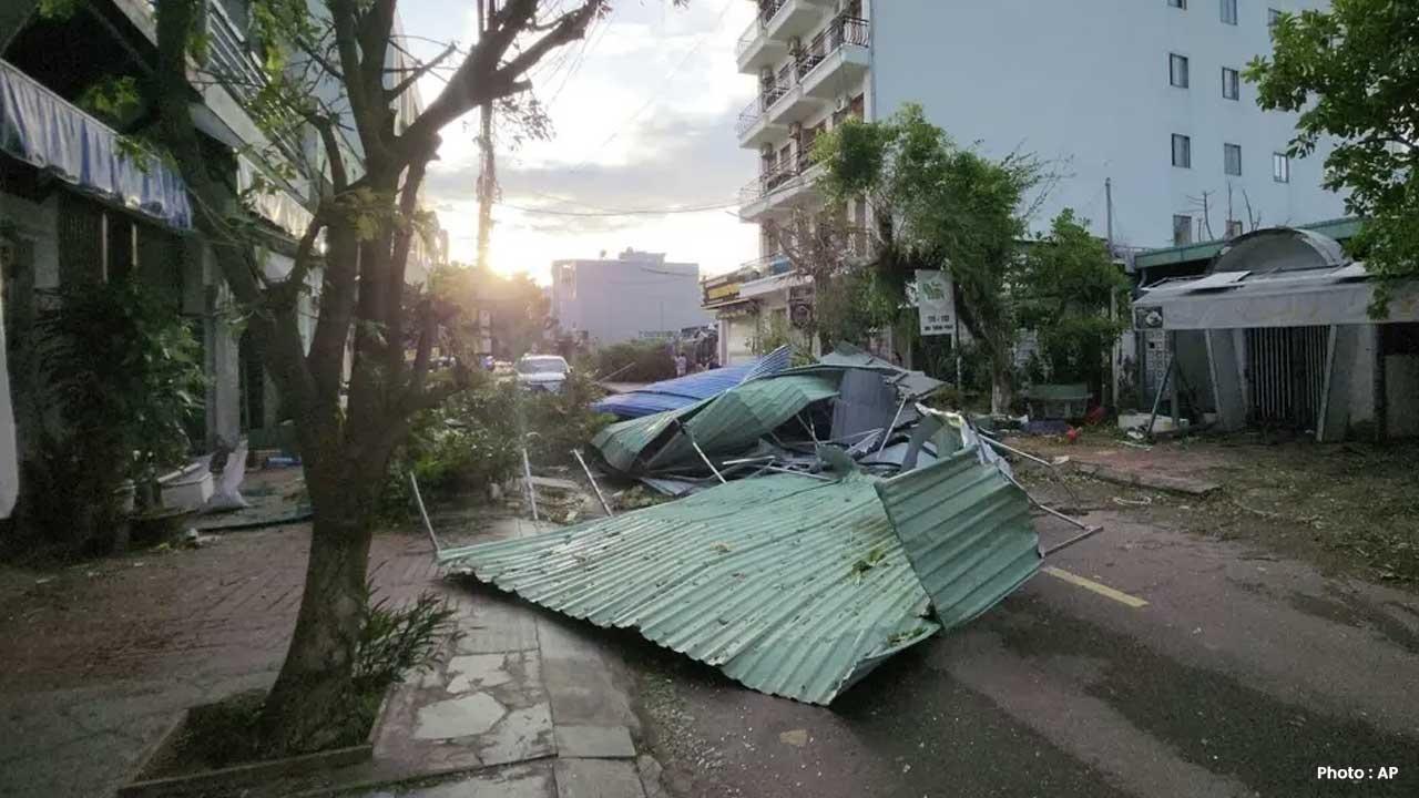 Typhoon Kalmaegi Claims 5 Lives in Vietnam Following Destruction in the Philippines