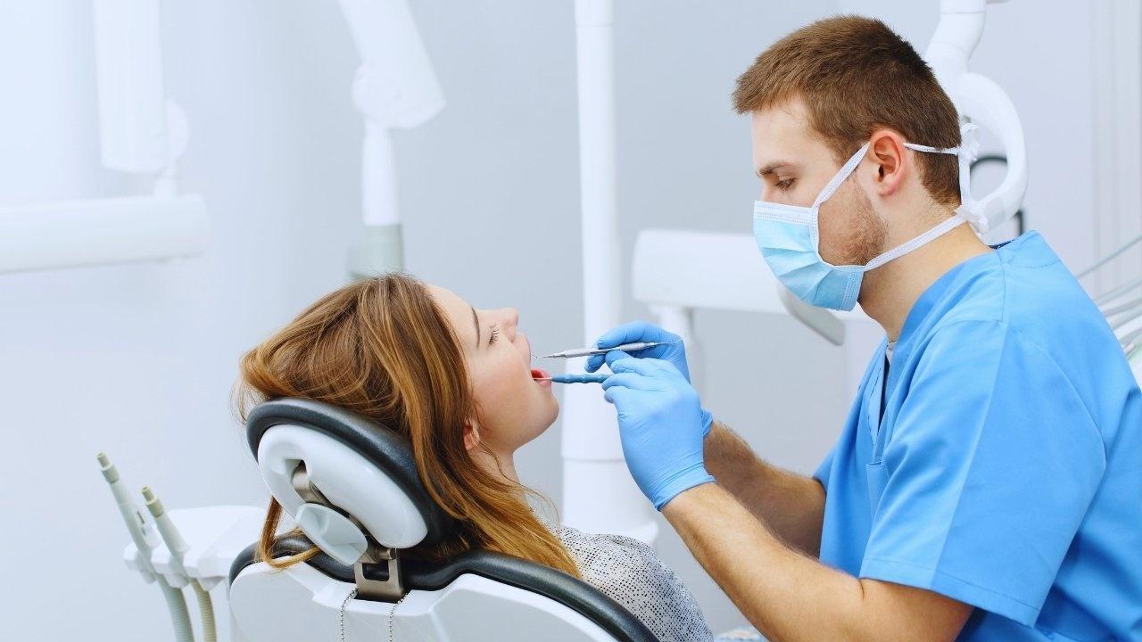 Transforming Dental Health: The Role of AI in Early Detection