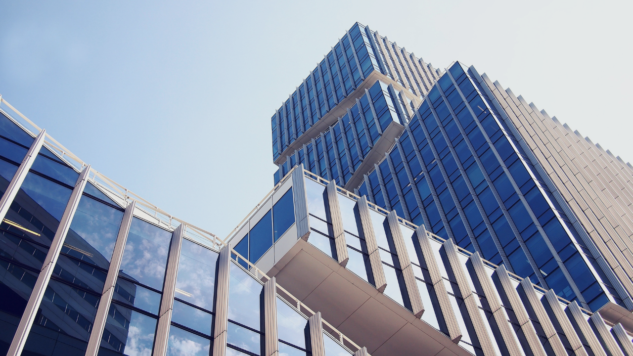 The New Gold: Tracking the Surge in Demand for Data Center Real Estate in the GCC